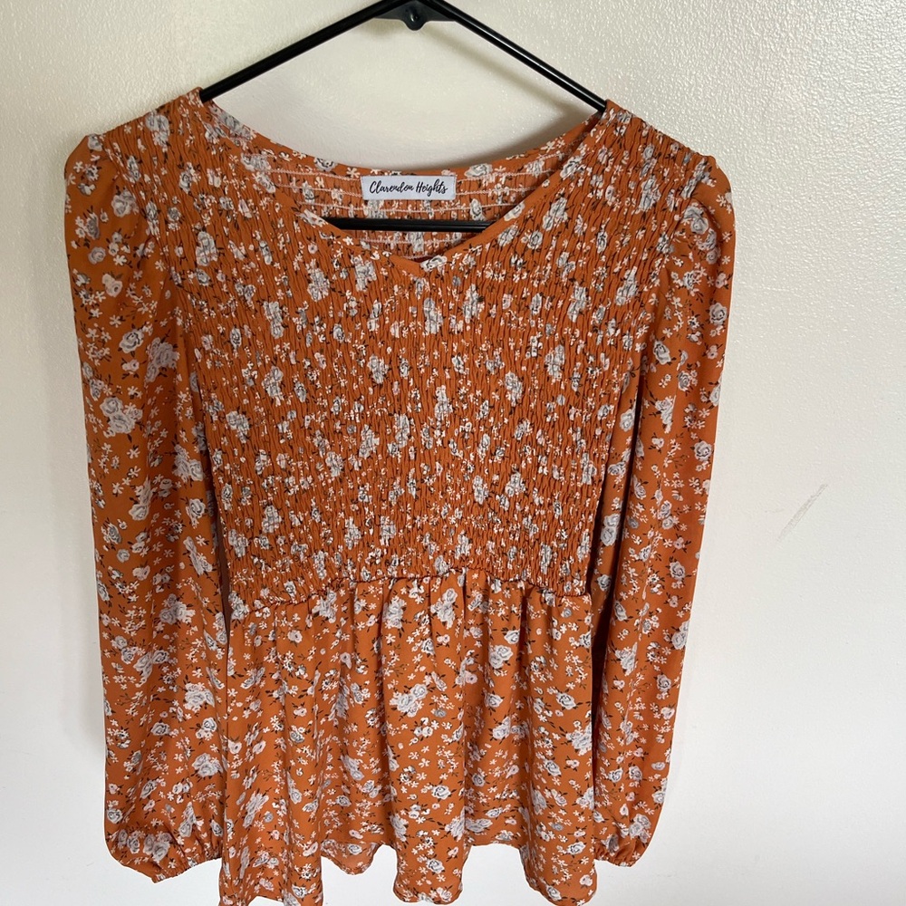 Babydoll style shirt - Size Small Long Sleeve